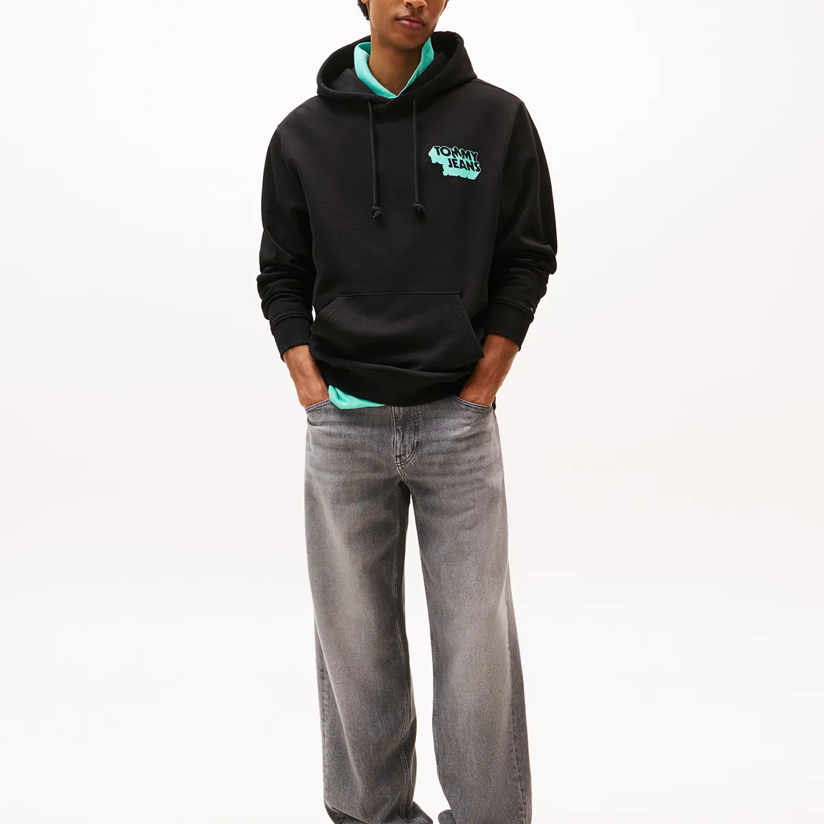 TOMMY HILFIGER - Polerón Hoodie Logo Gráfico Negro Tommy Jeans
