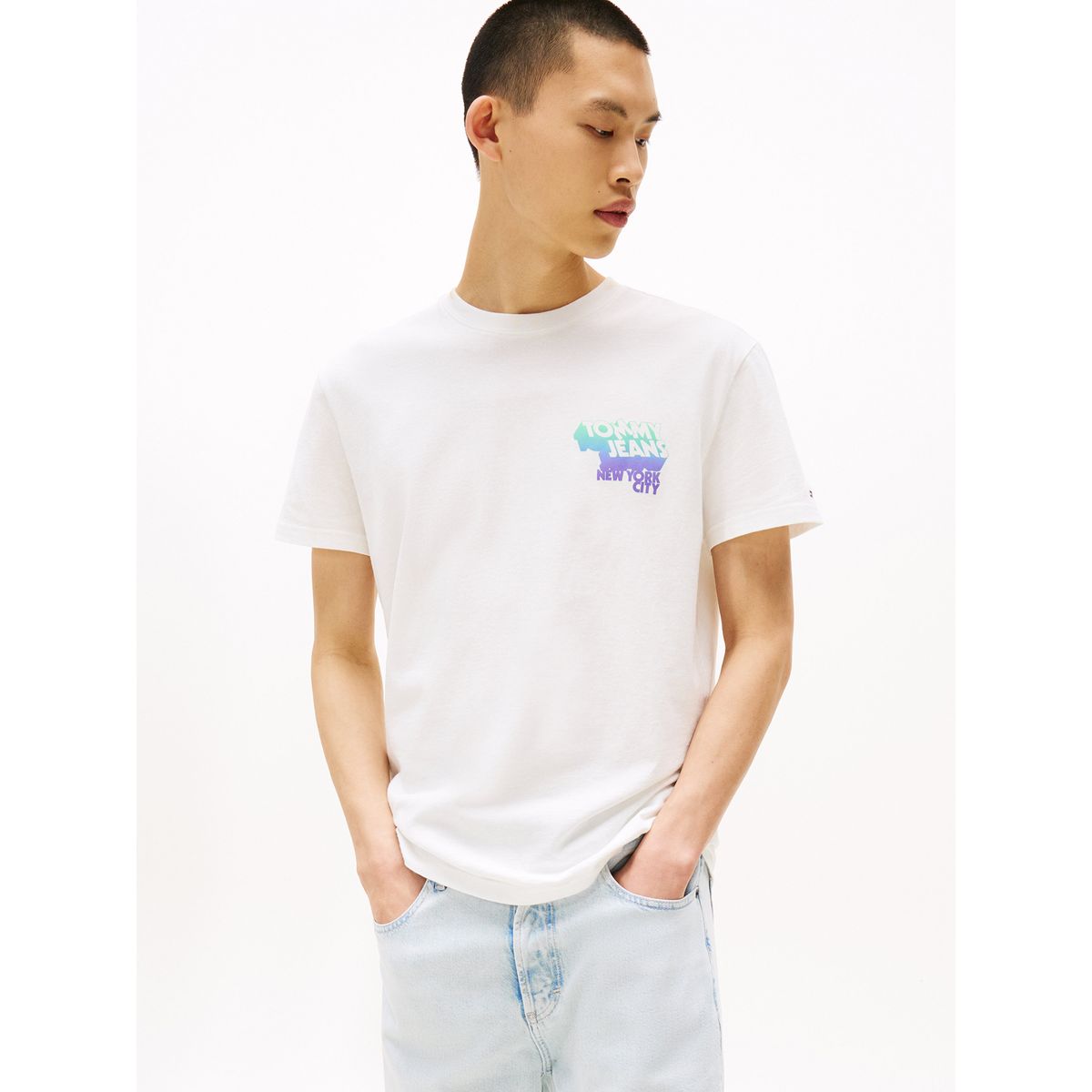 TOMMY HILFIGER - Polera Stack Con Logo Gráfico Blanco Tommy Jeans