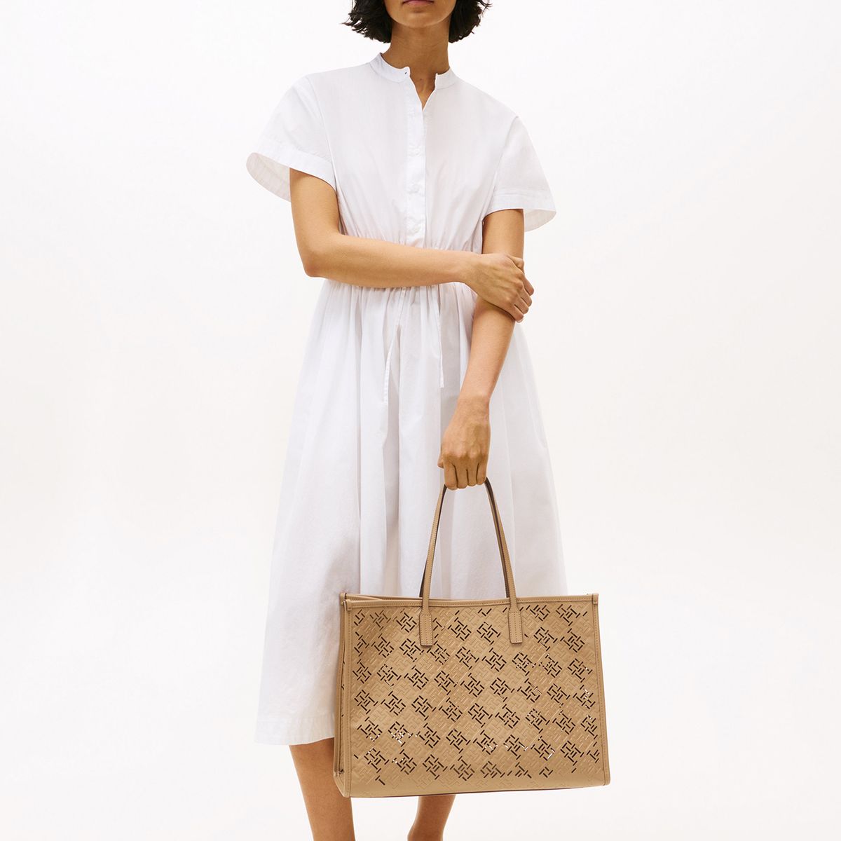 TOMMY HILFIGER - Tote City Monogram Café Tommy Hilfiger