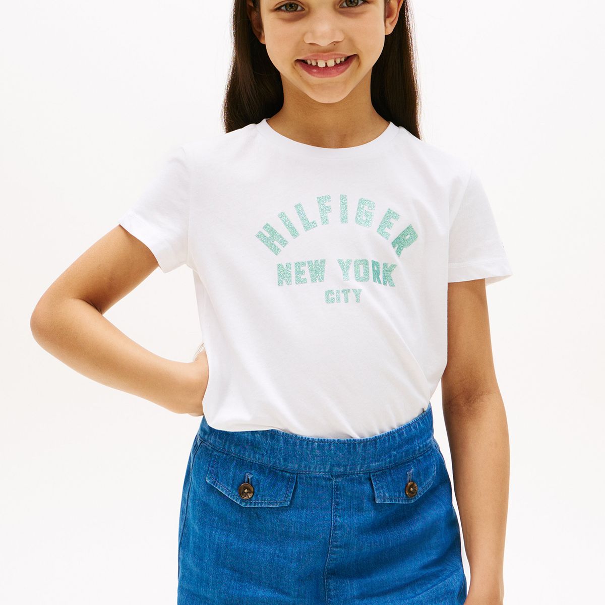 TOMMY HILFIGER - Polera Con Logo Nyc Curvo Blanco Tommy Hilfiger