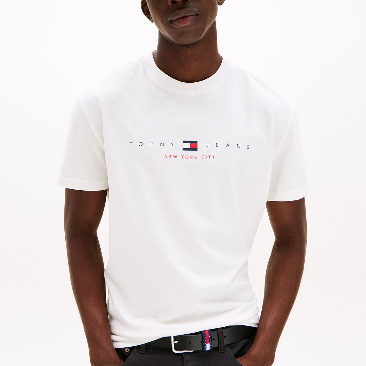TOMMY HILFIGER - Polera Flag Linear Logo Blanco Tommy Jeans