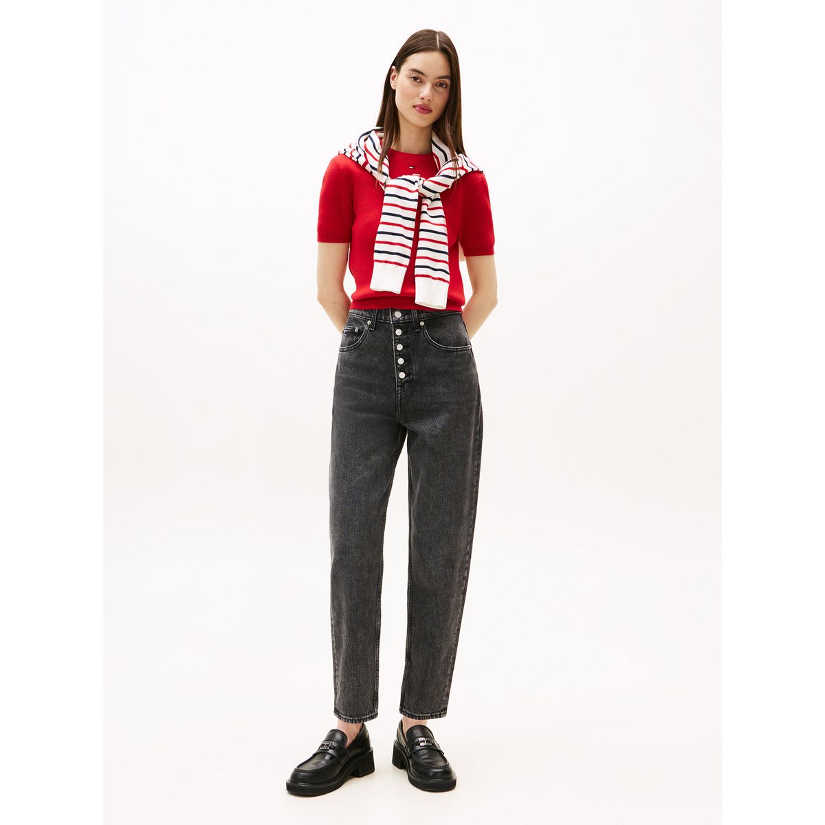 TOMMY HILFIGER - Jeans Mom Tapered Negro Tommy Jeans