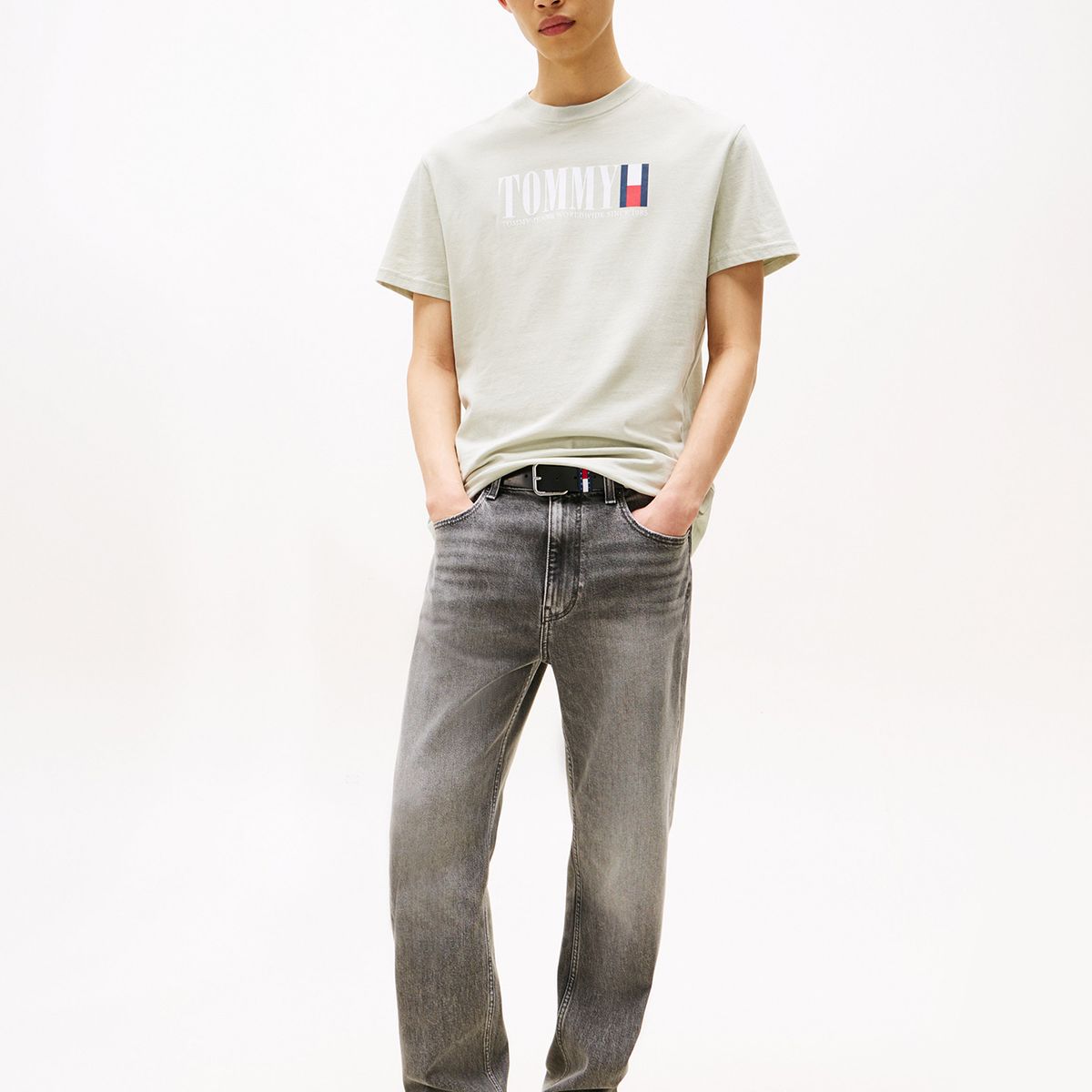 TOMMY HILFIGER - Polera C-Neck Con Logo Verde Tommy Jeans