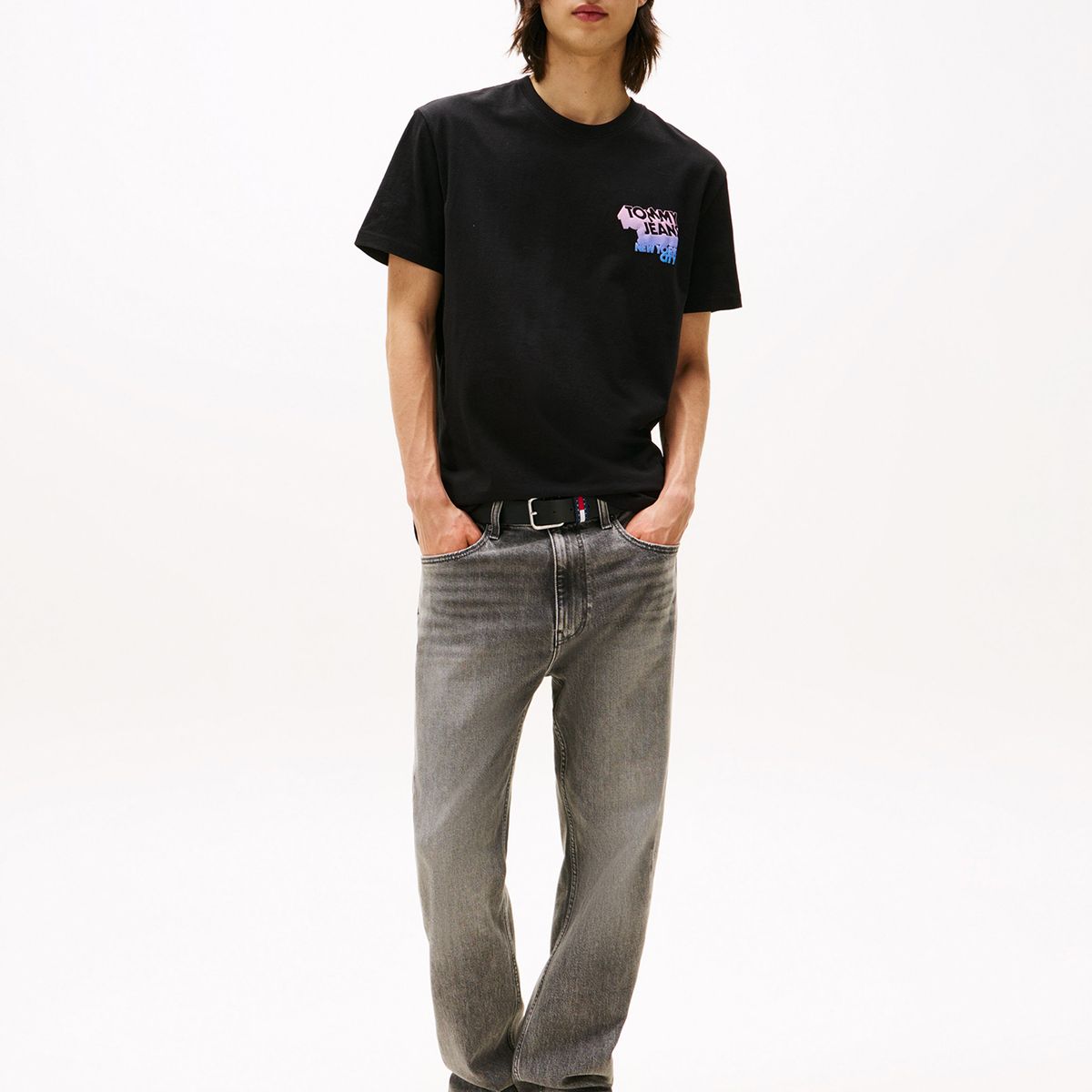 TOMMY HILFIGER - Polera Stack Con Logo Gráfico Negro Tommy Jeans