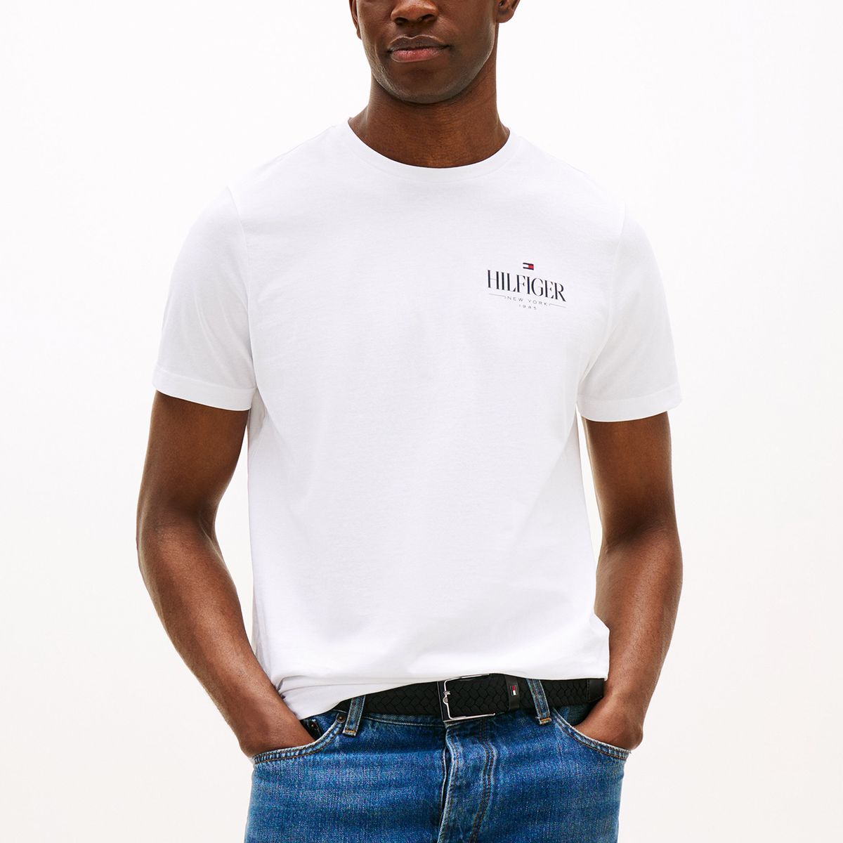TOMMY HILFIGER - Polera Hilfiger Stack Logo Blanco Tommy Hilfiger