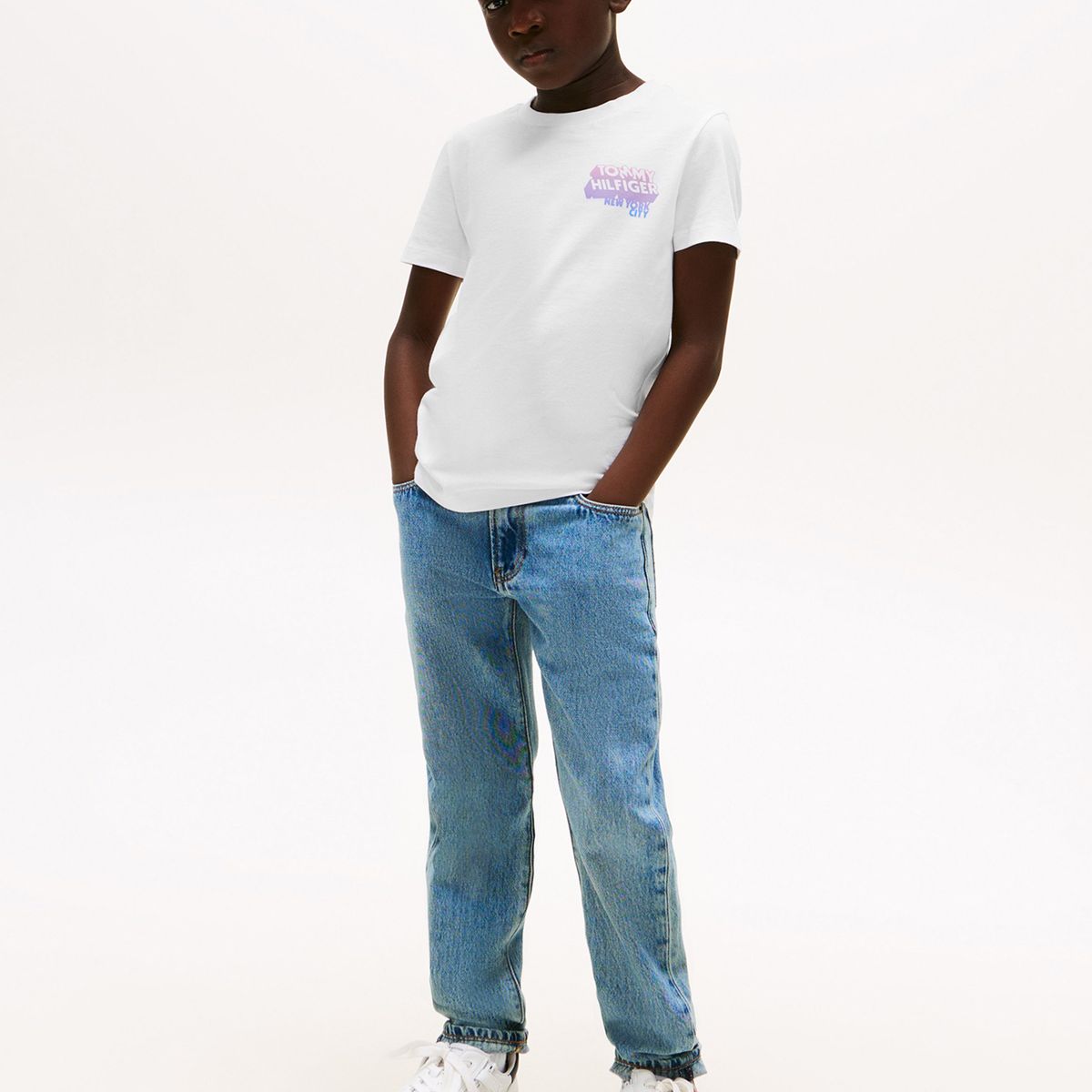 TOMMY HILFIGER - Polera Con Logo De Estilo Grafiti Blanco Tommy Hilfiger