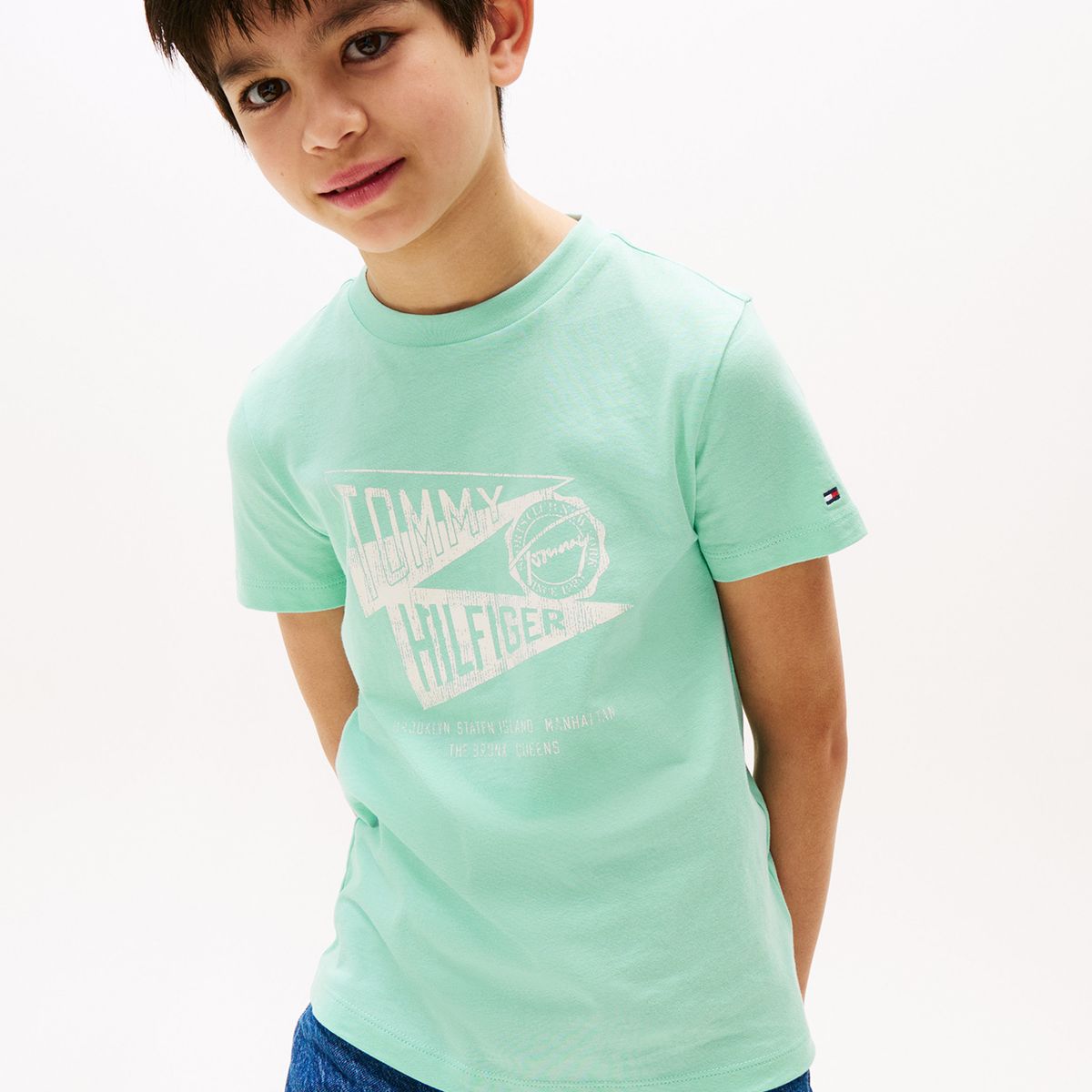 TOMMY HILFIGER - Polera Con Estampado Gráfico Verde Tommy Hilfiger