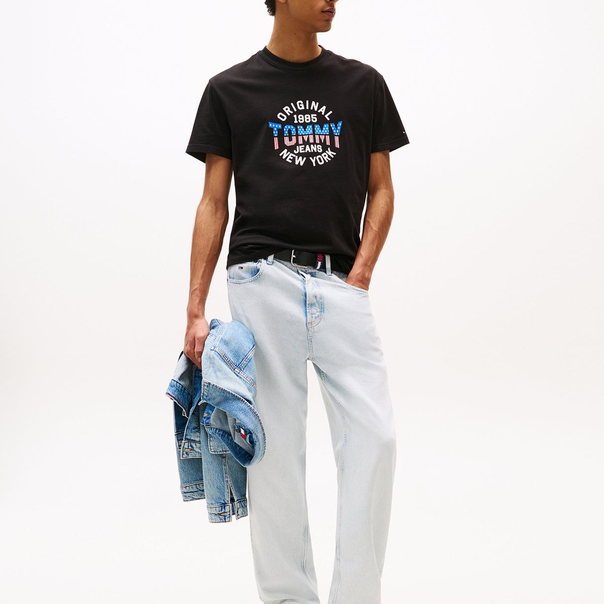 TOMMY HILFIGER - Polera Usa Circle Graphic Logo Negro Tommy Jeans