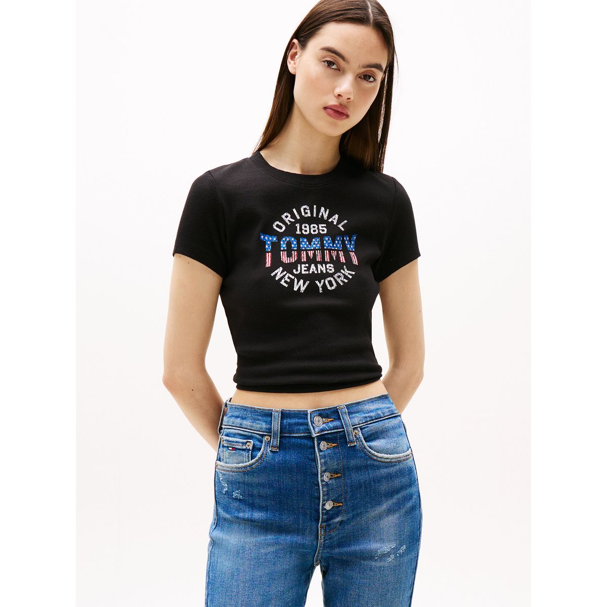 TOMMY HILFIGER - Polera Acanalada Con Logo New York Negro Tommy Jeans