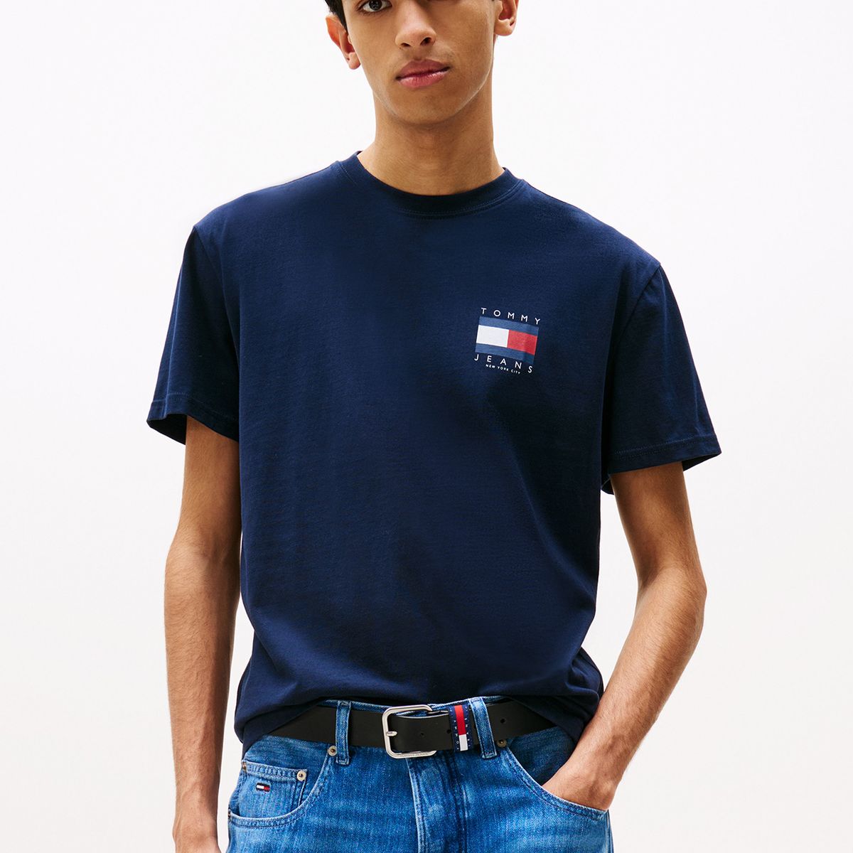TOMMY HILFIGER - Polera Flag Graphic Backprint Azul Tommy Jeans