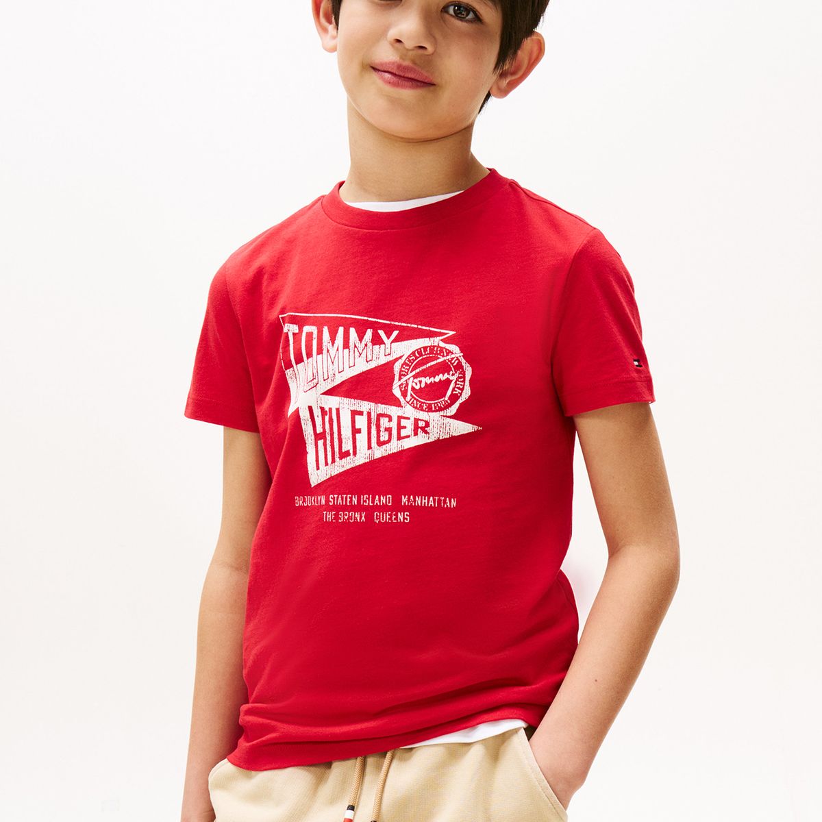 TOMMY HILFIGER - Polera Con Estampado Gráfico Rojo Tommy Hilfiger