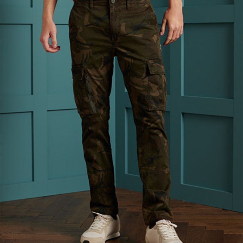 SUPERDRY - Pantalón Cargo Estilo Militar Hombre