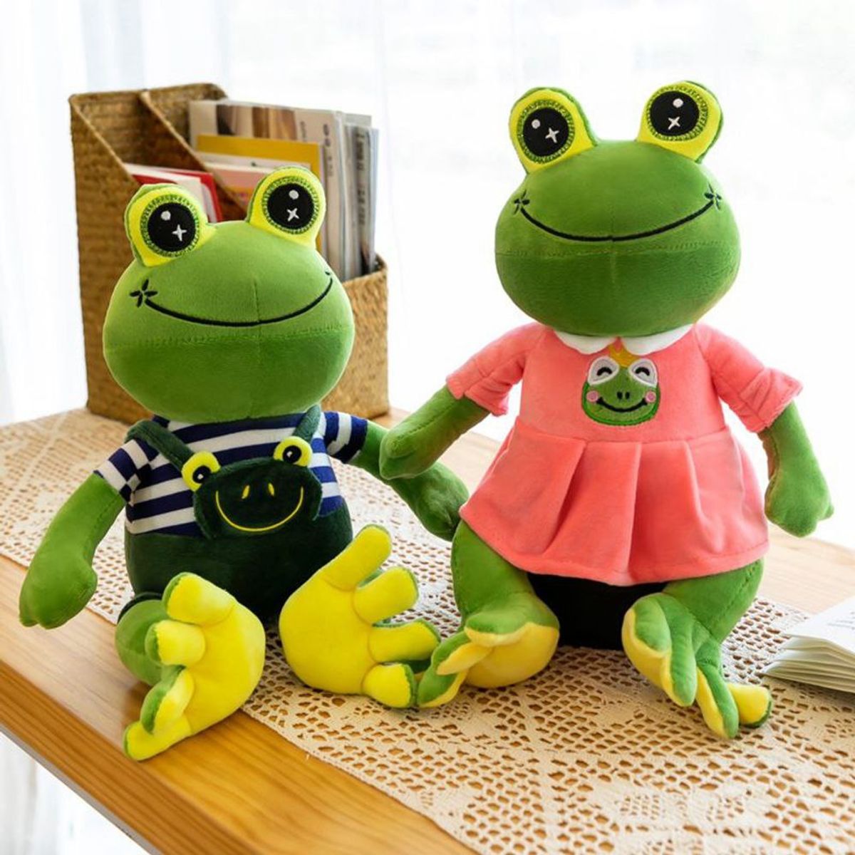 TOPSOC - Peluche de La Ranita Rene Niños 70 CM de Lara Campos