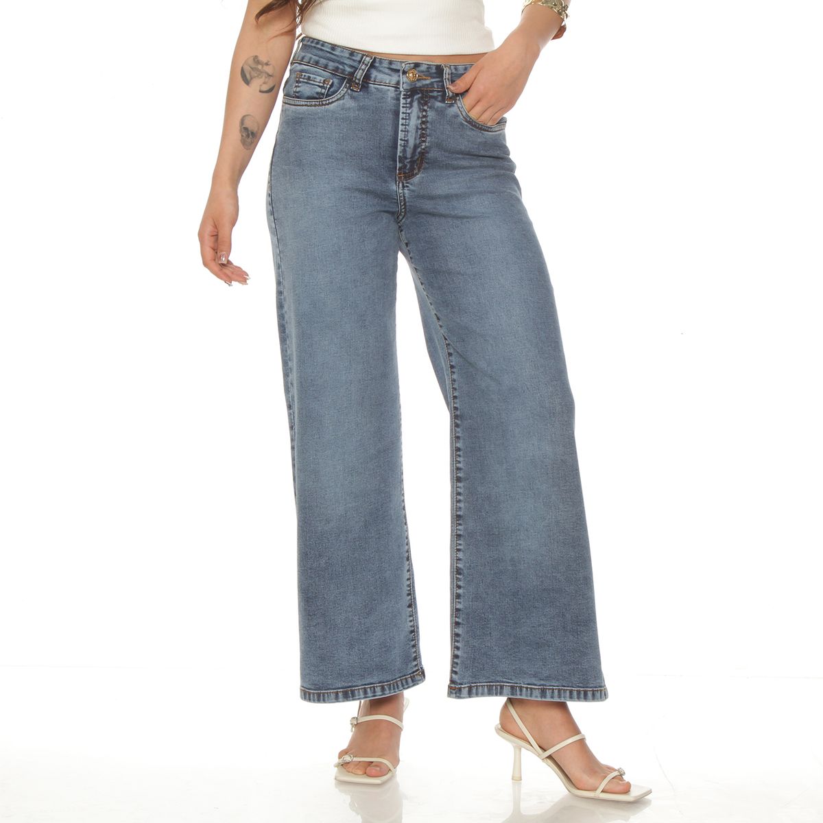 WADOS - JEANS CROP WIDE LEG TIRO ALTO PRETINA BASICA 1 BOTON
