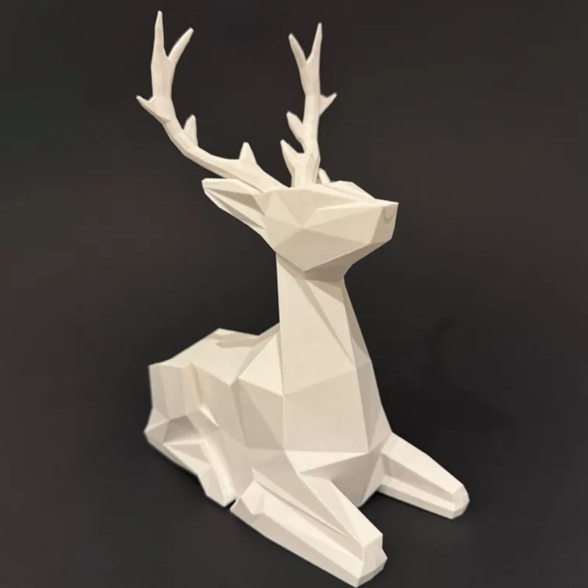 GENERICO - Decoración - Ciervo Acostado