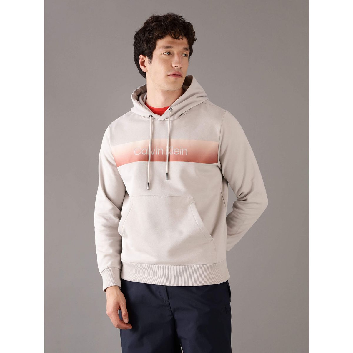 CALVIN KLEIN - Polerón con Gorro Chest Logo Beige Calvin Klein