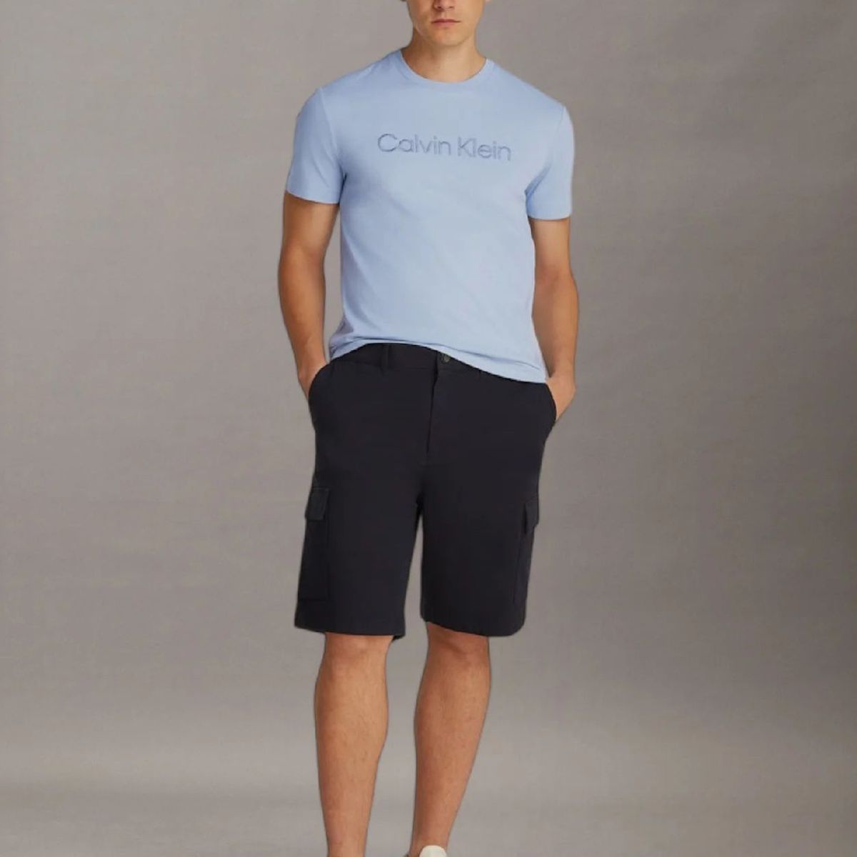 CALVIN KLEIN - Polera con Logo Texturizado Celeste Calvin Klein