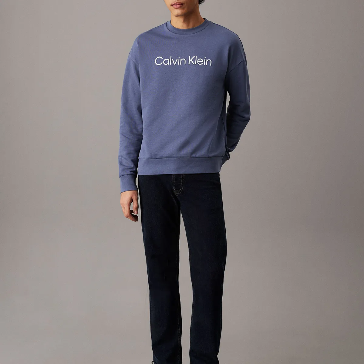 CALVIN KLEIN - Polerón Relaxed con Logo Hero Morado Calvin Klein