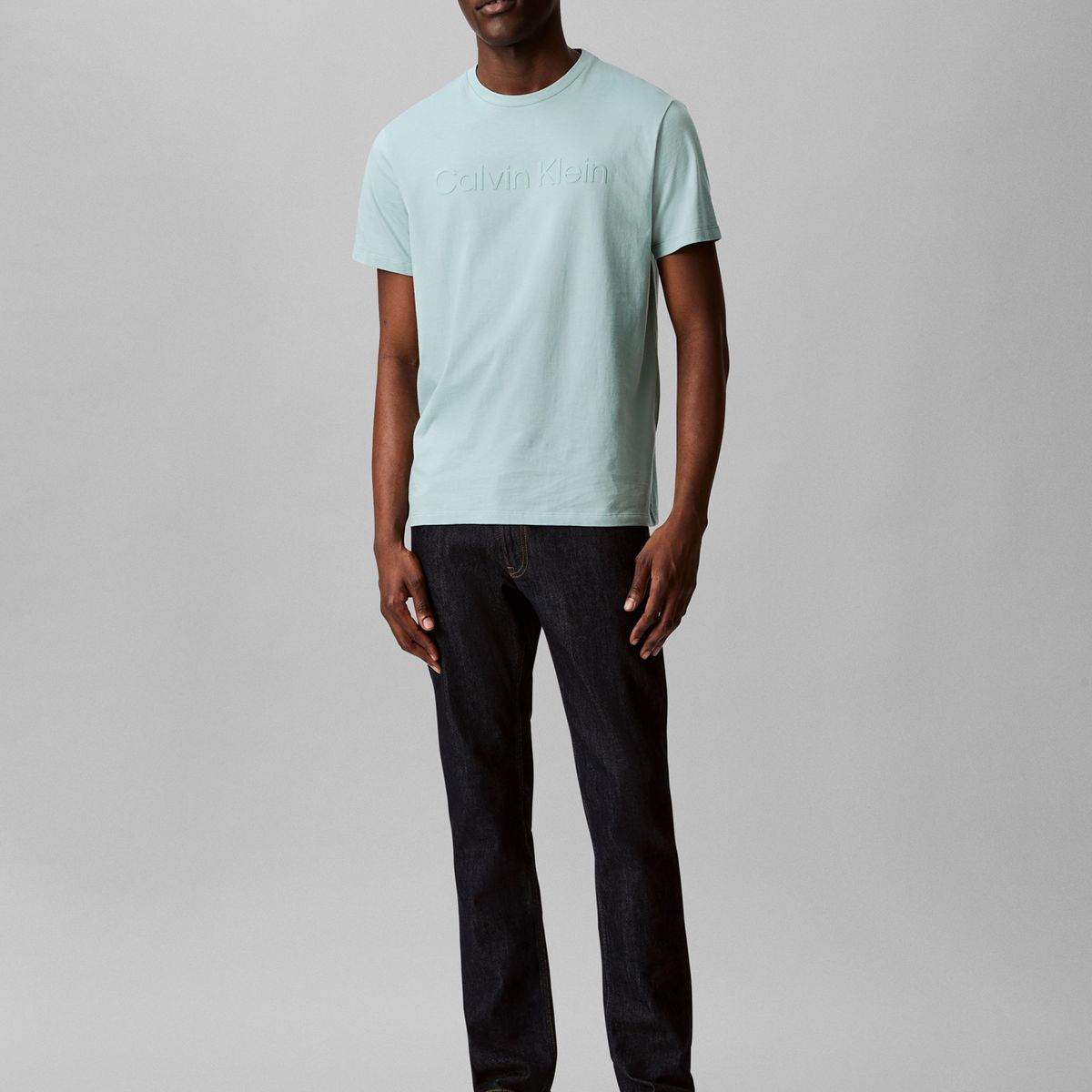 CALVIN KLEIN - Polera con Logotipo Tonal Verde Calvin Klein