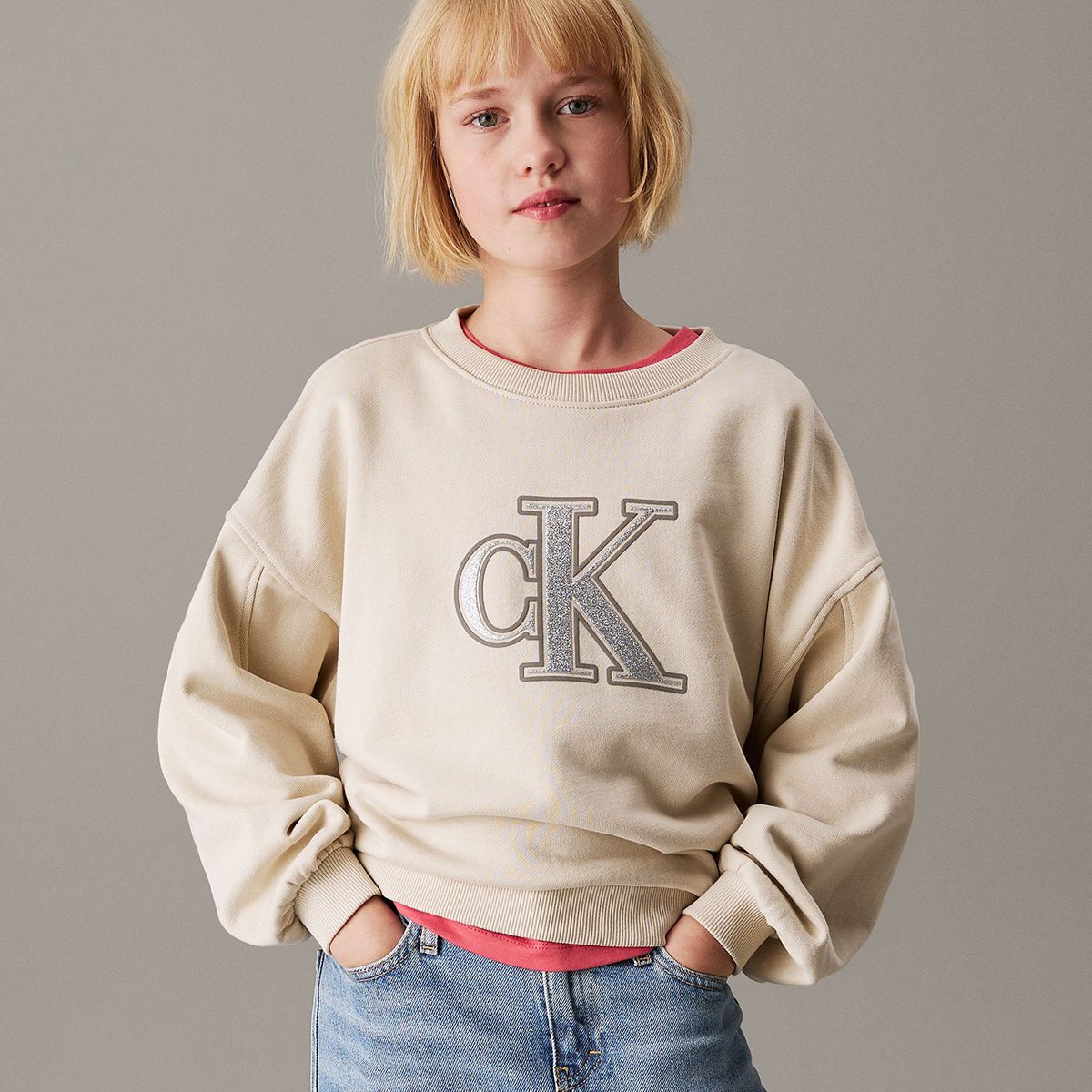CALVIN KLEIN - Polerón Niña Suelto Con Logo Beige Calvin Klein