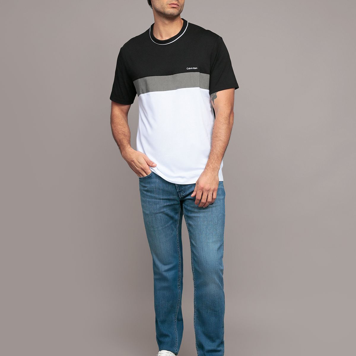 CALVIN KLEIN - Polera manga corta con bloques de color Blanco Calvin Klein