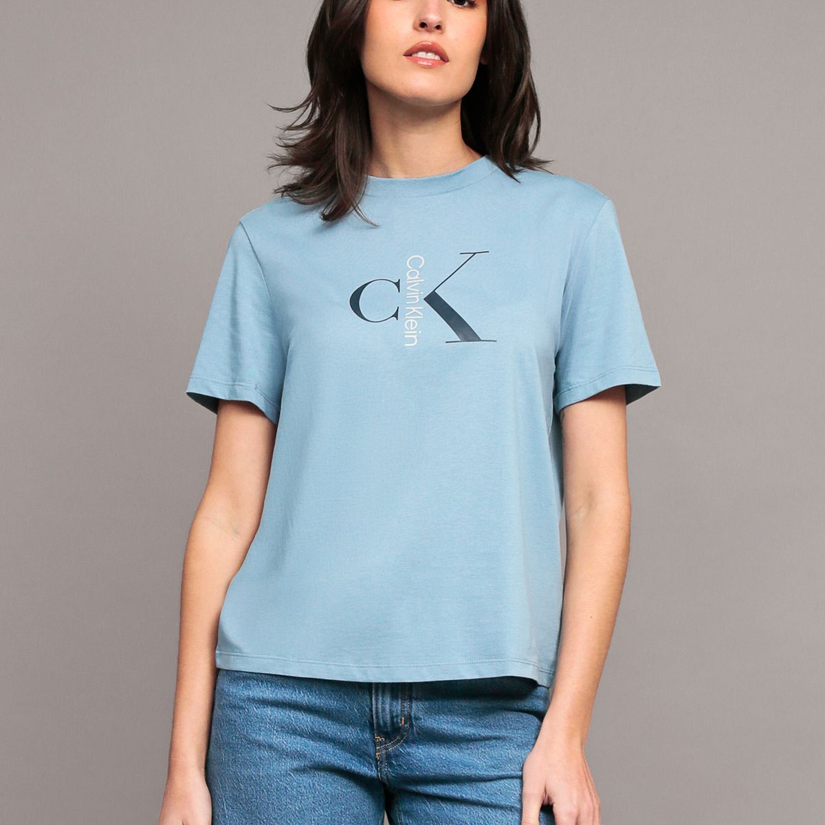 CALVIN KLEIN - Polera Classic con Monograma Celeste Calvin Klein