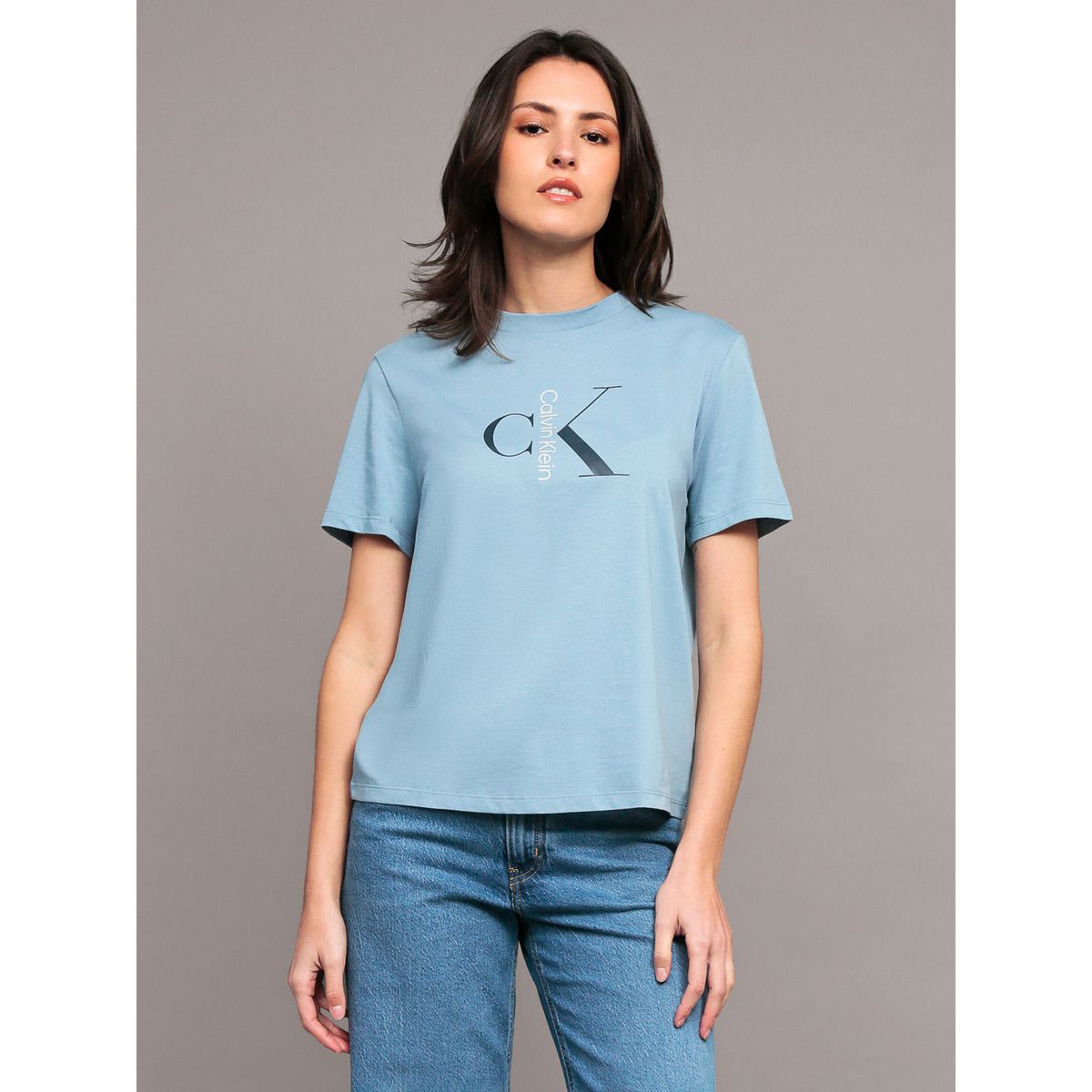 CALVIN KLEIN - Polera Classic con Monograma Celeste Calvin Klein