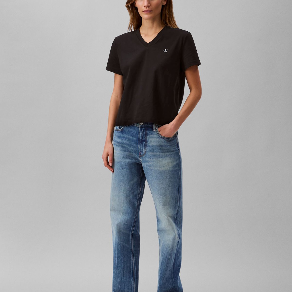 CALVIN KLEIN - Polera con Logo Archive Negro Calvin Klein