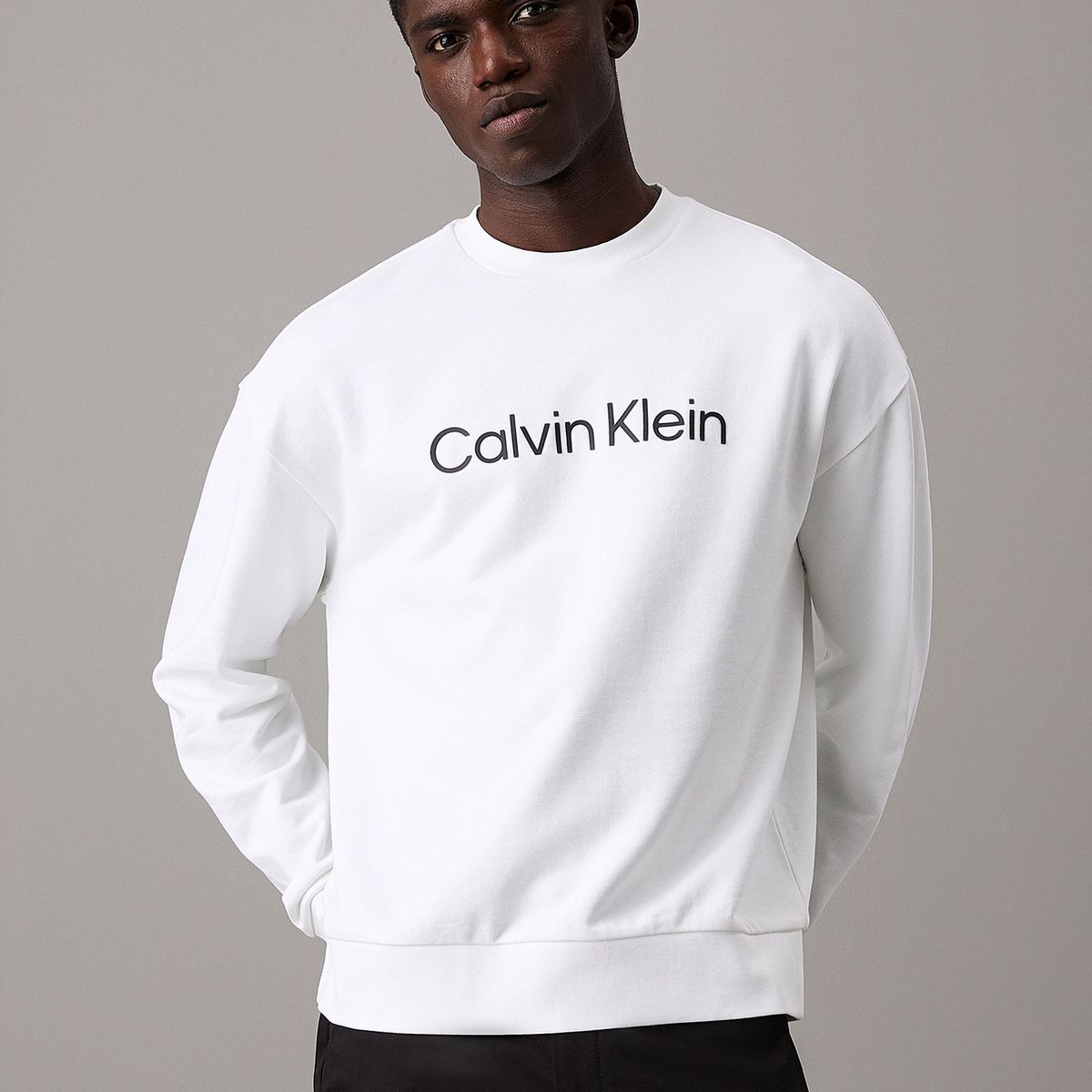 CALVIN KLEIN - Polerón Relaxed con Logo Hero Blanco Calvin Klein
