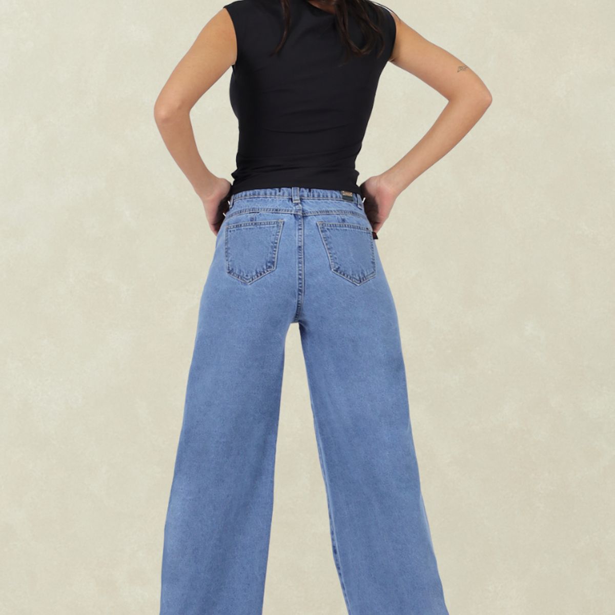 TENTATION - Wide Leg Celeste Corte Pierna