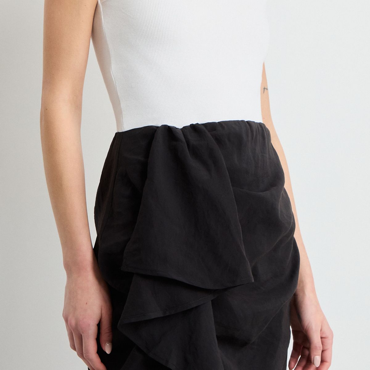 IO - Vestido Corto Mujer Negro Io