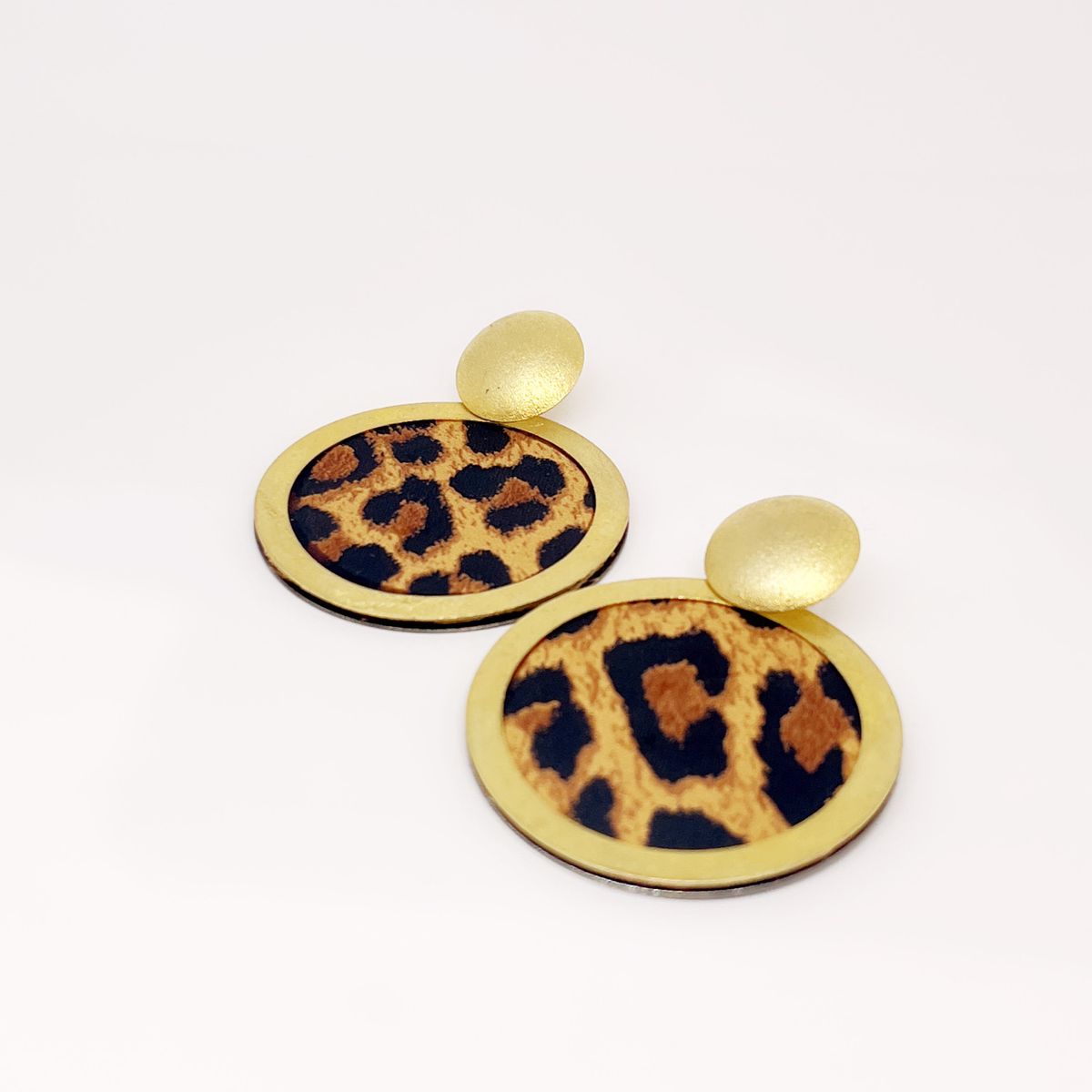 JOYAS GAB - AROS BAÑO ORO AMARILLO APLICACIÓN CUERO ANIMAL PRINT