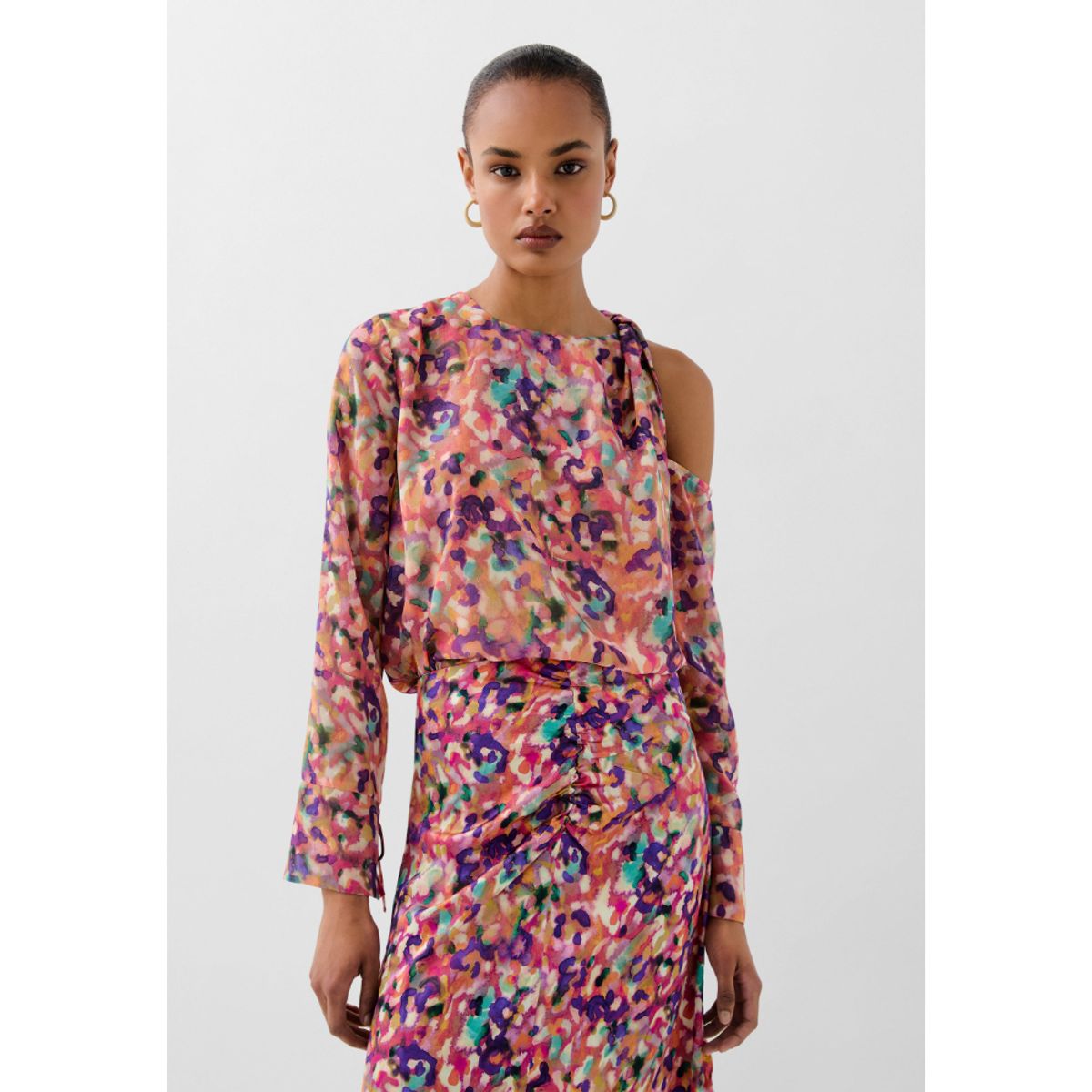 SCALPERS - BLUSA LAZOS ESTAMPADA