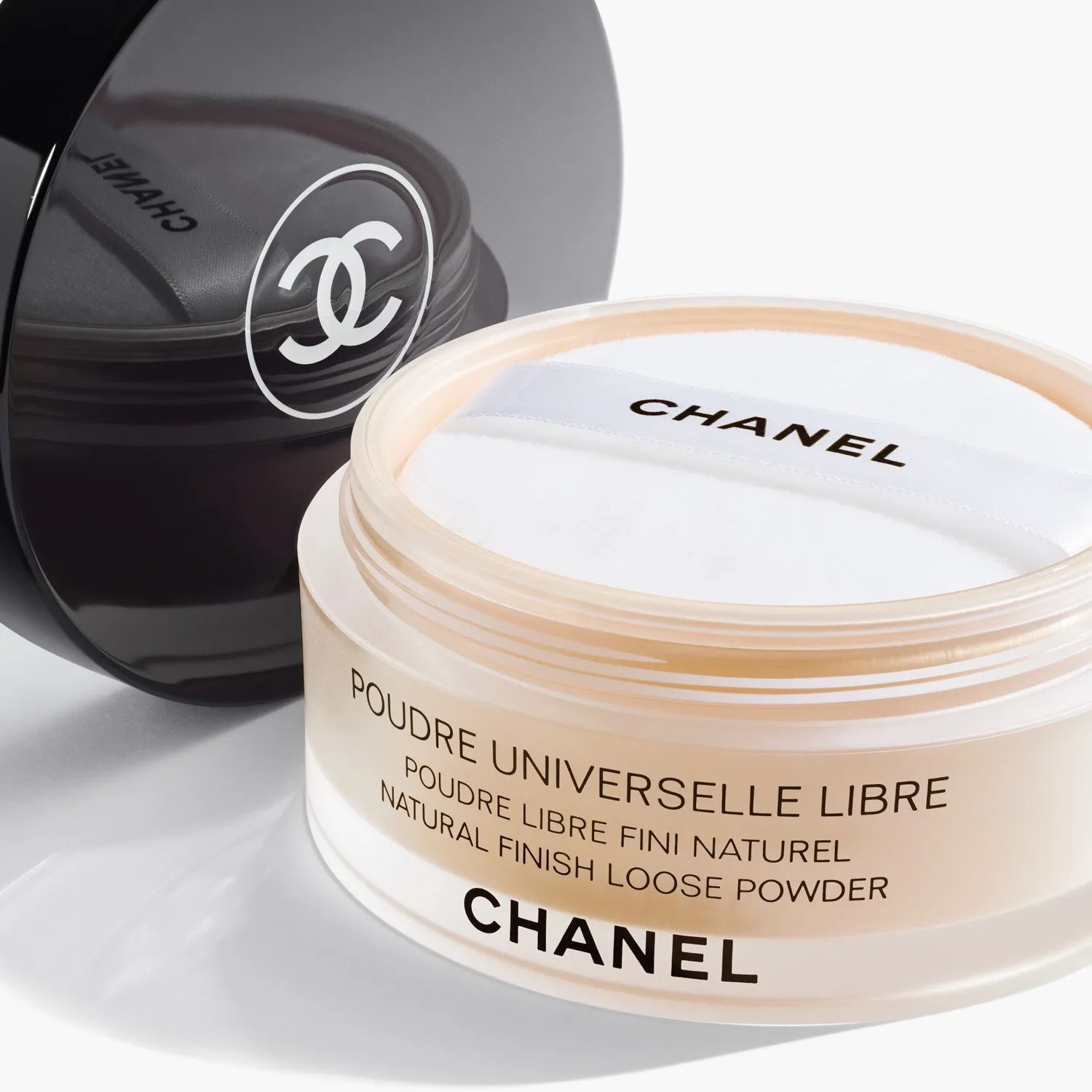 CHANEL POUDRE UNIVERSELLE LIBRE Polvos Sueltos Acabado Natural