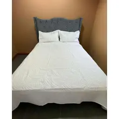 GENERICO - CUBRECAMA QUILT DE LUJO VERANO 2 PLAZA BLANCO INVIERNO