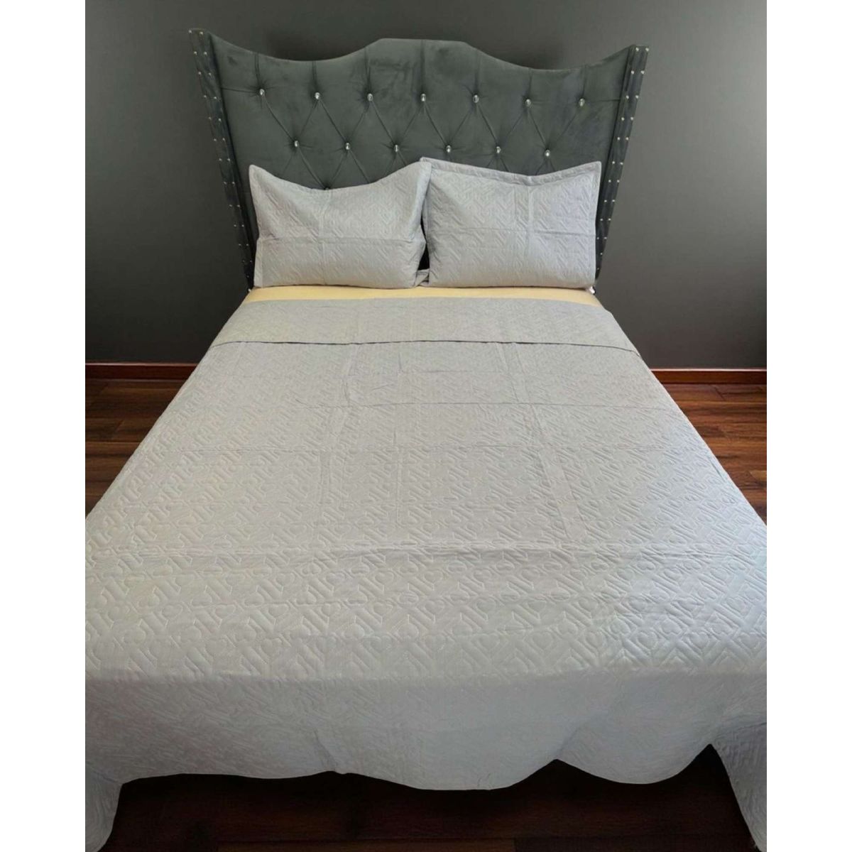 GENERICO - CUBRECAMA QUILT DE LUJO VERANO DELGADO PLAZA Y MEDIA GRIS