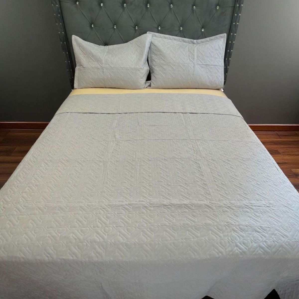GENERICO - CUBRECAMA QUILT DE LUJO VERANO DELGADO KING GRIS