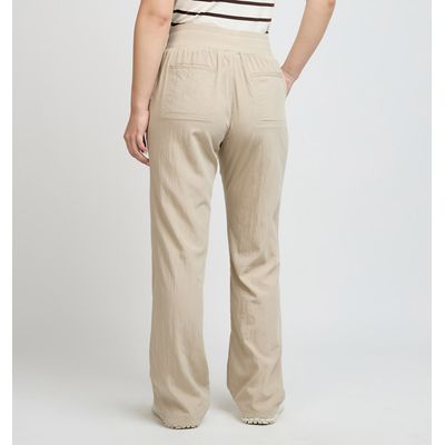 Imagen 2 del producto PANTALON MUJER LORETA ARENA