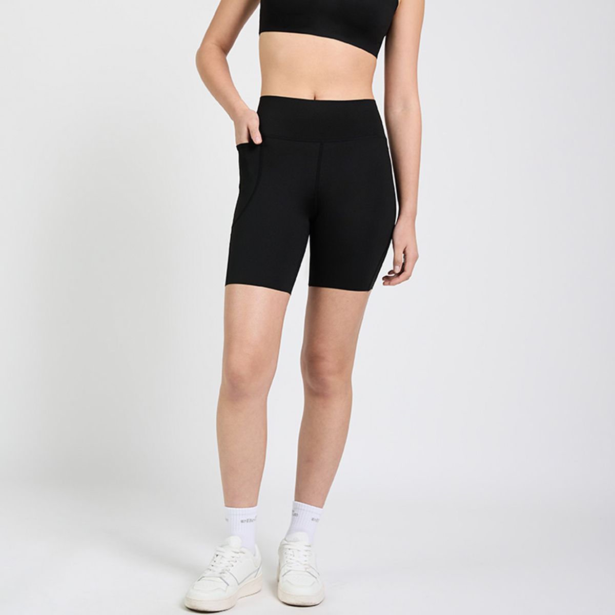 ELLESSE - SHORT MUJER ELLESSE IRENE NEGRO