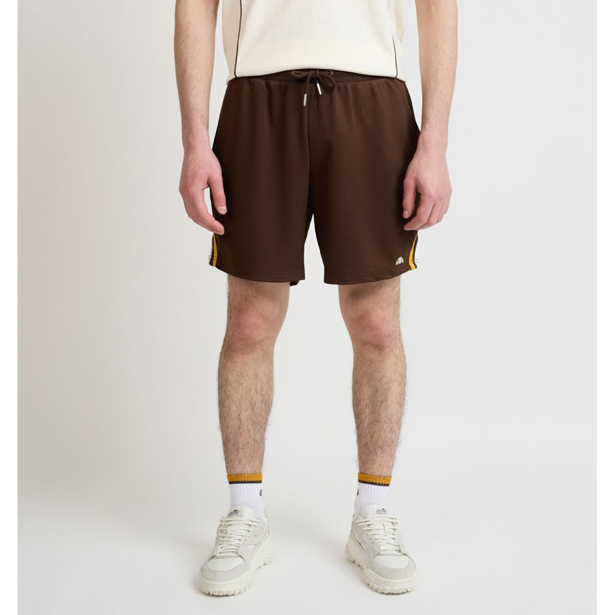 ELLESSE - SHORT HOMBRE ELLESSE BENILDO CAFÉ