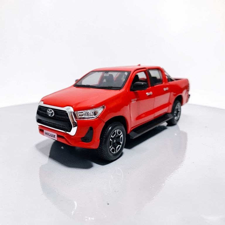 Toyota Hilux SRX Roja Escala 1-27 - Coleccion