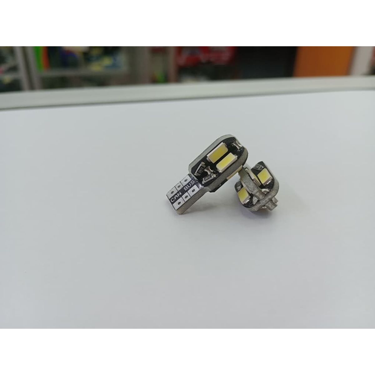 GENERICO - Par ampolletas led T10 W5W colita de pez antierror canbus 8led 12v