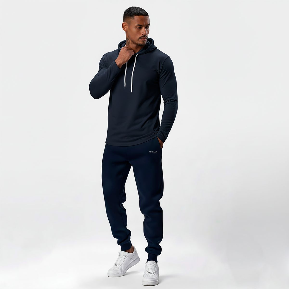 ADEMAN - Polera long fit con Capucha