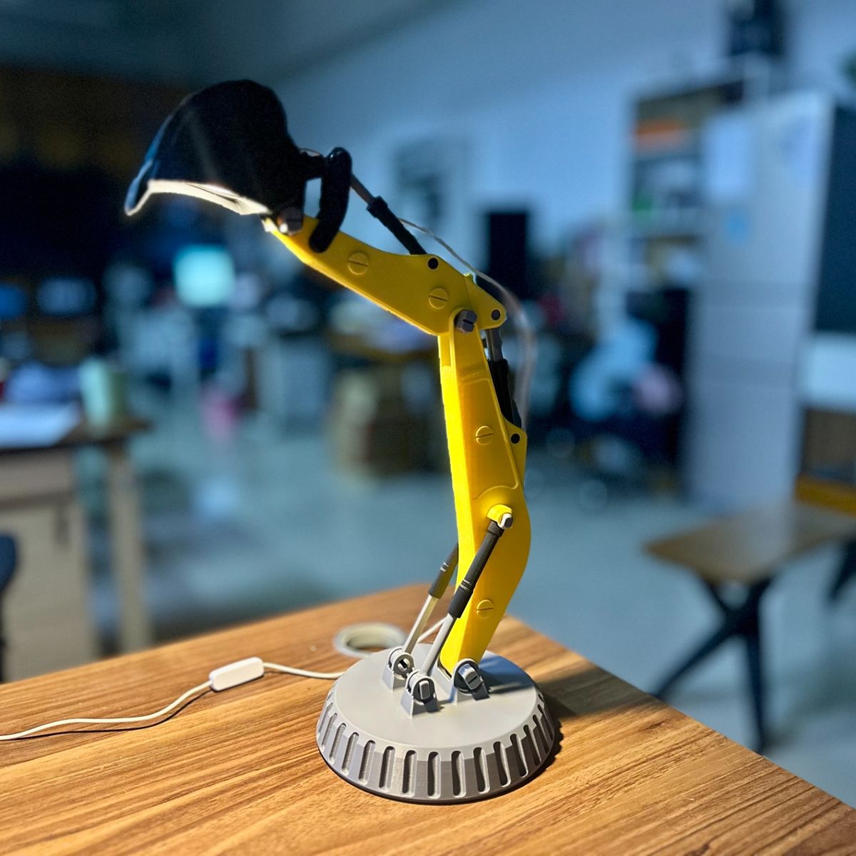 Lámpara Retroexcavadora 3D  Diseño Industrial Decorativo, marca GENERICO - Foto Principal