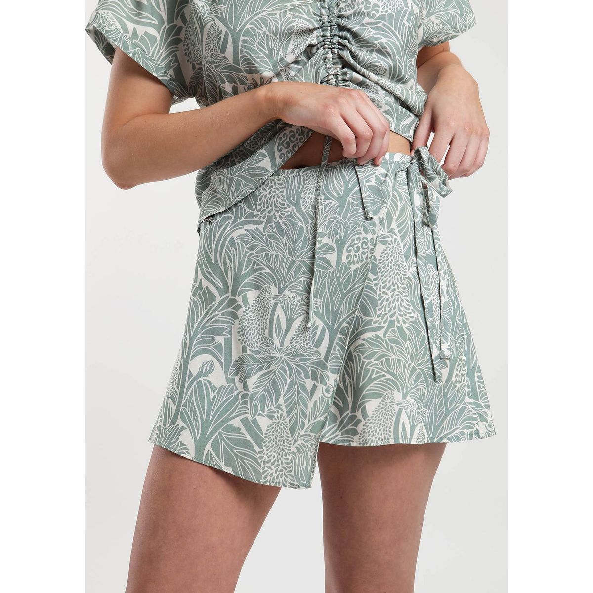 KAYA UNITE - Falda Viscosa Nalka Verde