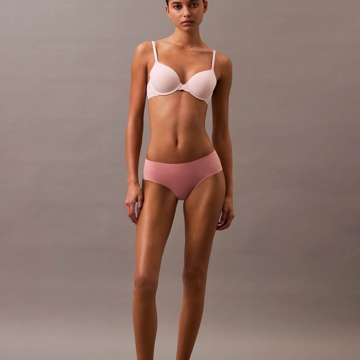 CALVIN KLEIN - Calzón Hipster Invisible Rosado Calvin Klein