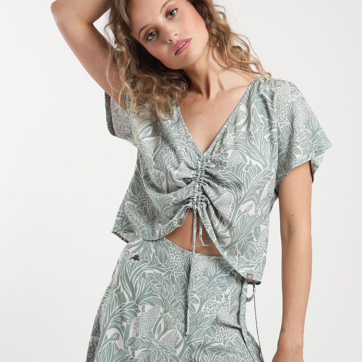 KAYA UNITE - Blusa Viscosa Nalka Verde