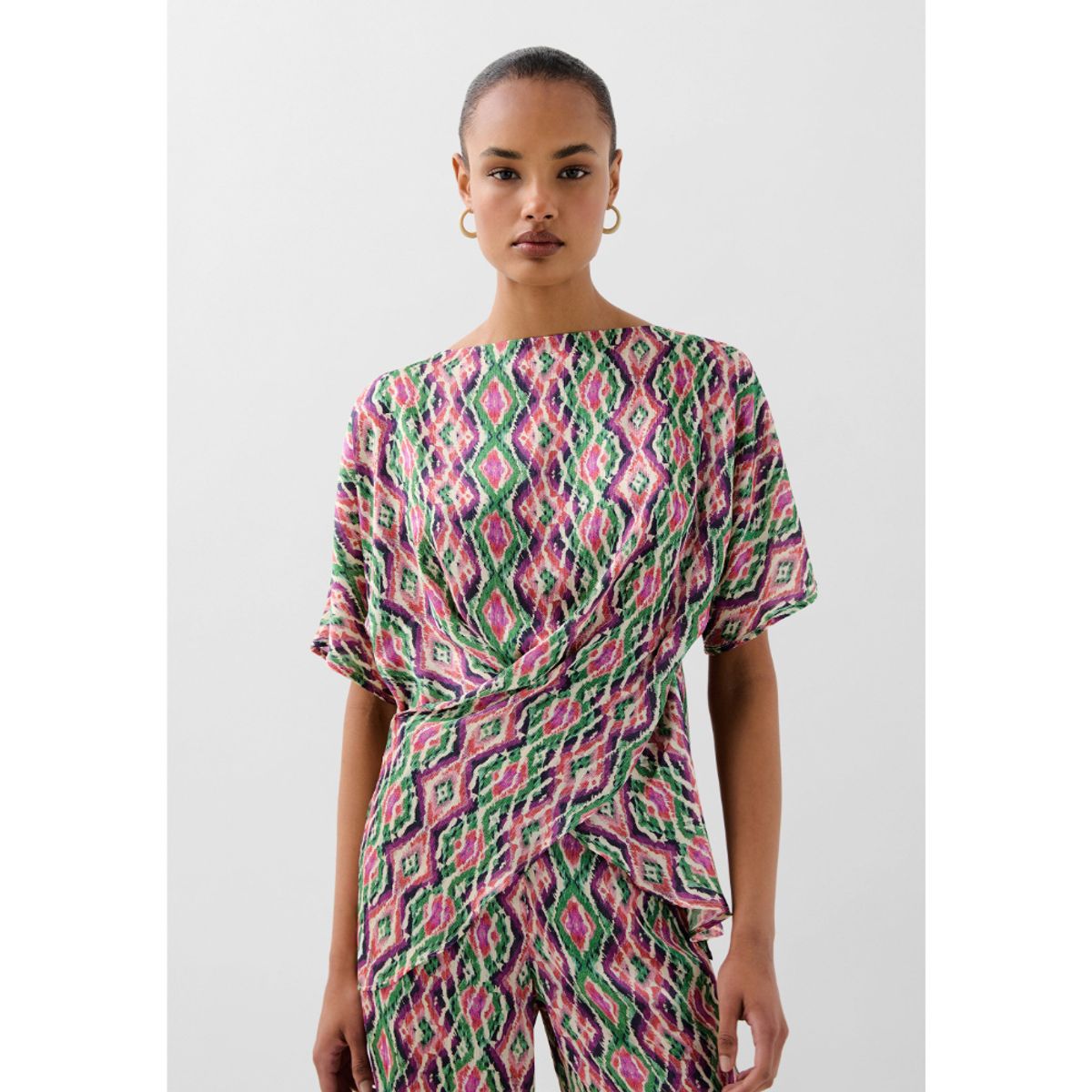 SCALPERS - POLERA FLUIDA PRINT CRUZADO