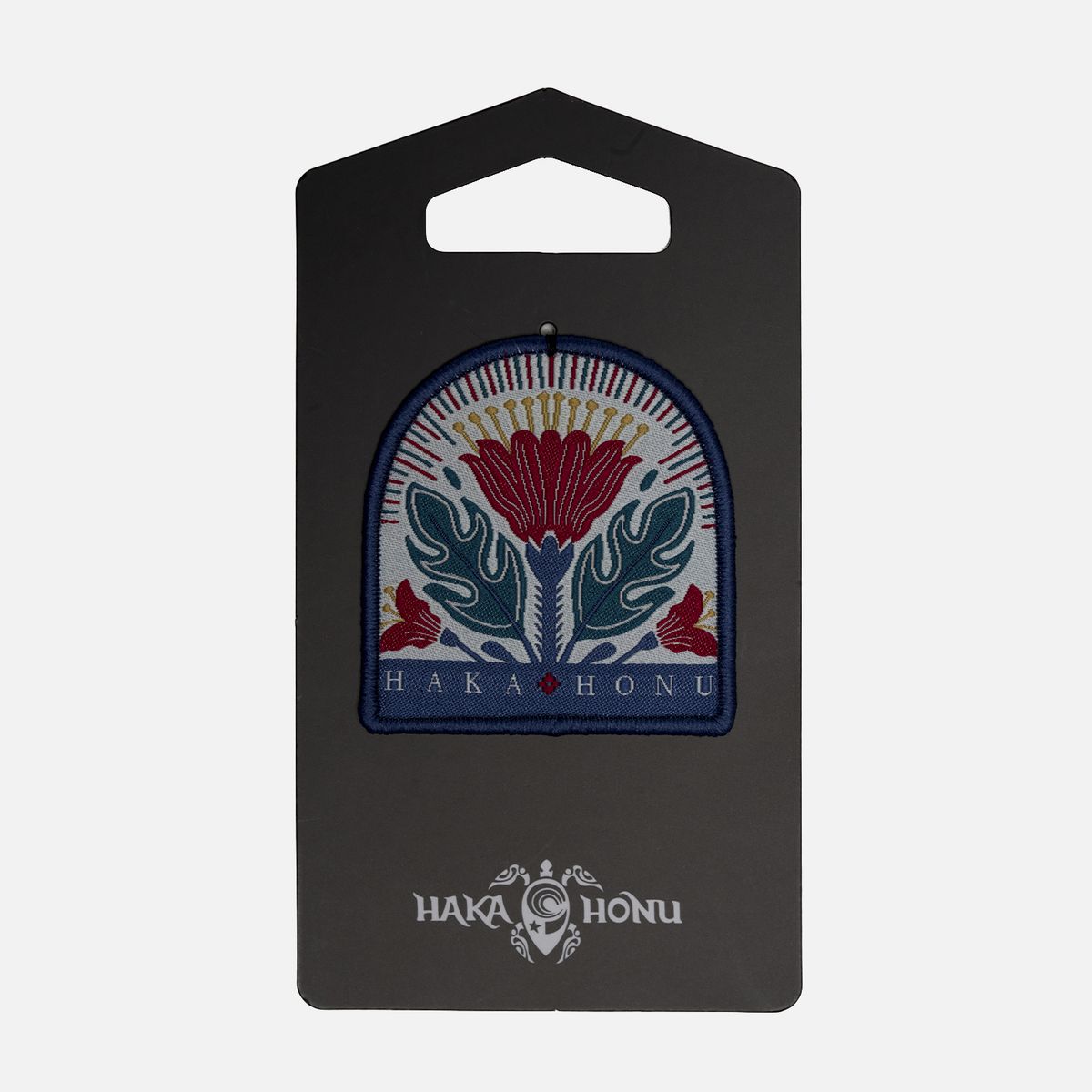 HAKA HONU - Parche Unisex Woven Patch Haka Honu Rojo Haka Honu