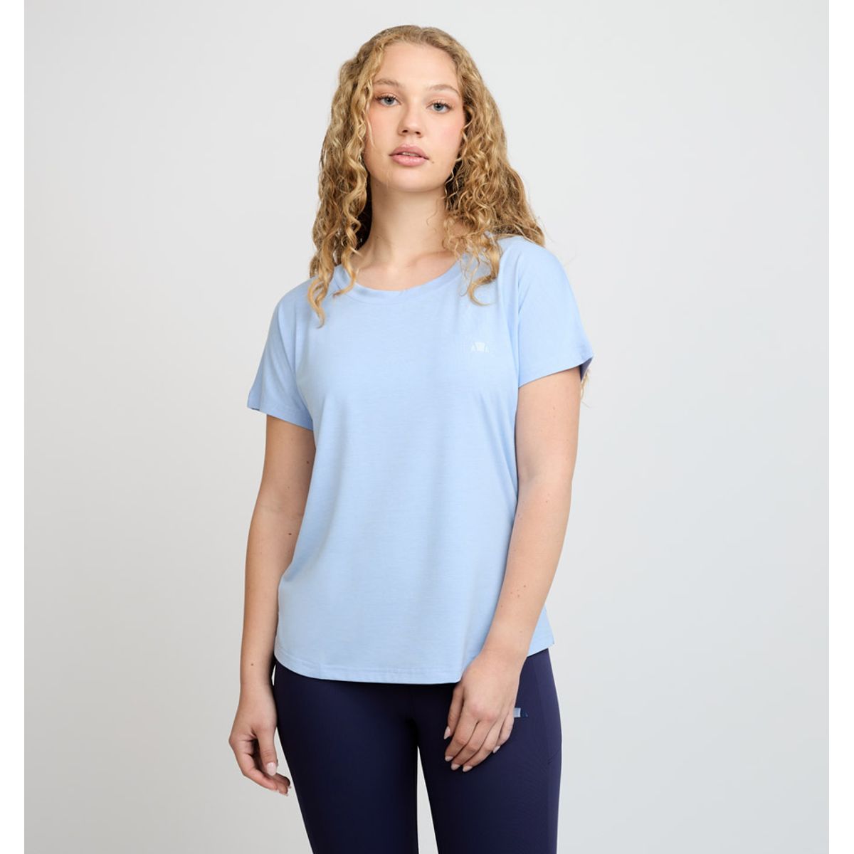 ELLESSE - POLERA MUJER ELLESSE LIBERTAD CELESTE